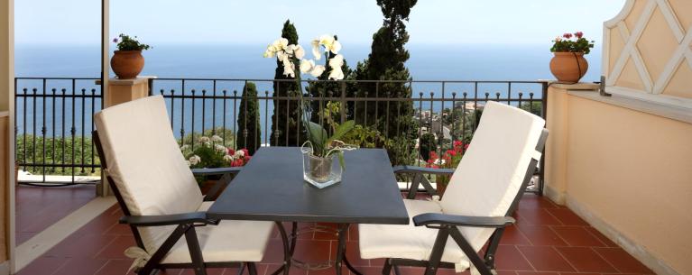 sanpietrotaormina it offerta-settembre-hotel-5-stelle-vista-mare-taormina-con-aperitivo-in-terrazza 025